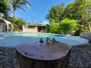 Отель Hotel El Colibri Rojo - Cabinas - Le Colibri Rouge  Cahuita